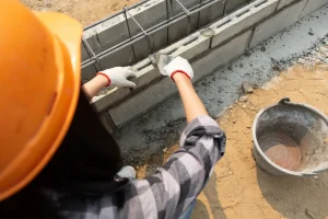 rugged-female-construction-workers-jobsite